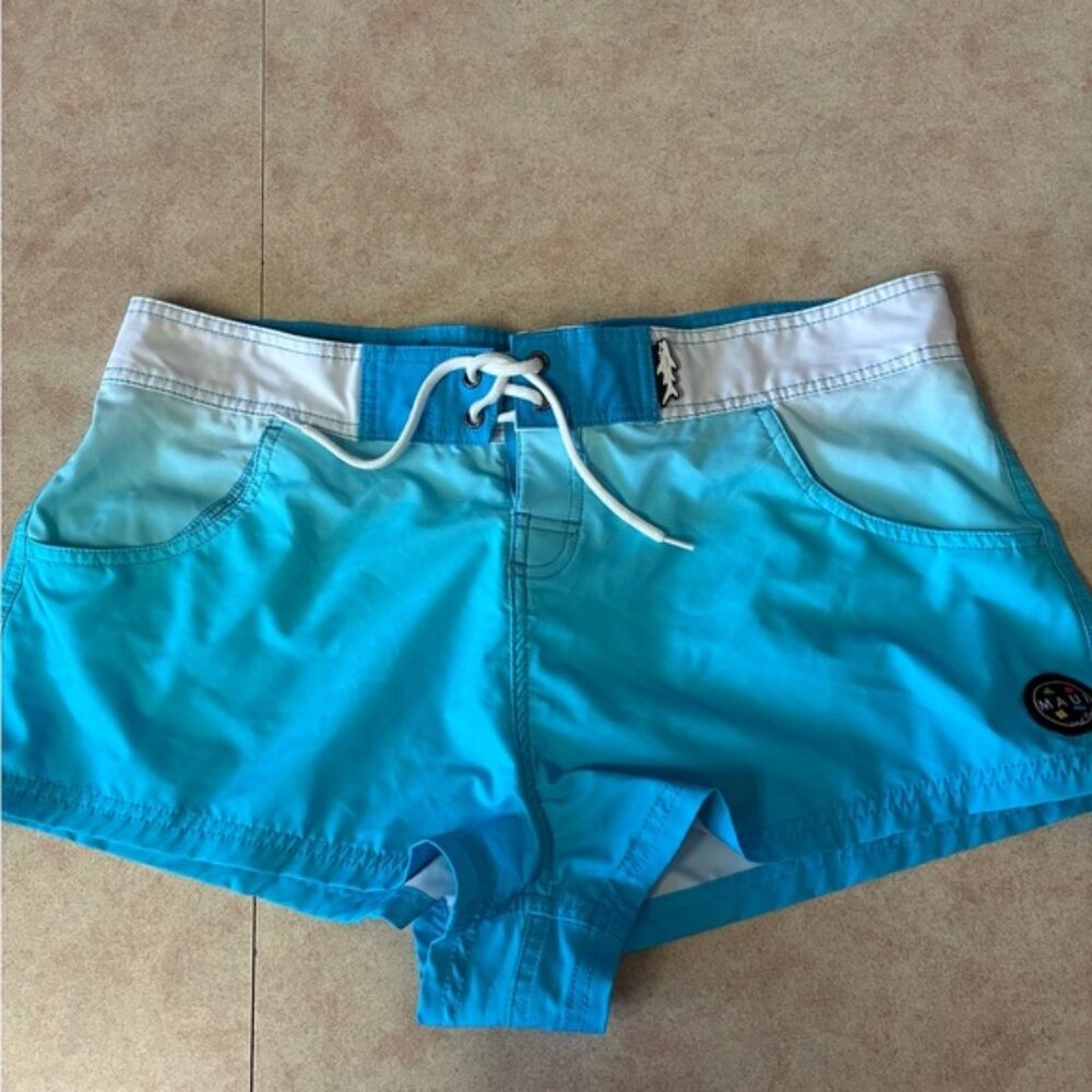 Maui and Sons Women's Ombre Blue Beach Shorts Size XL